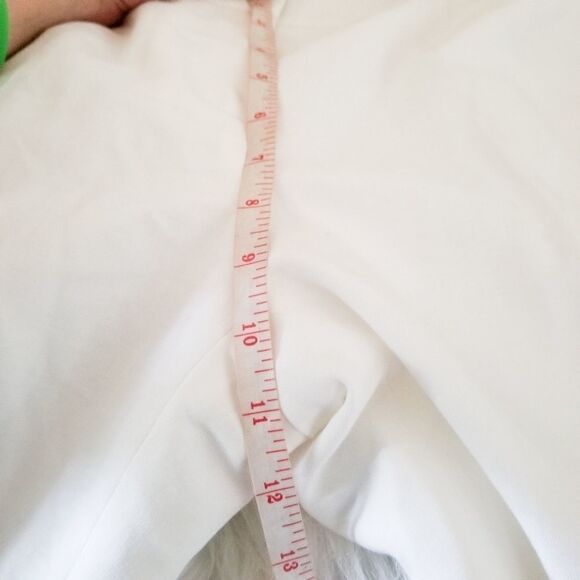 Liz Claiborne Audra white pants cuffed hem - Picture 5 of 9